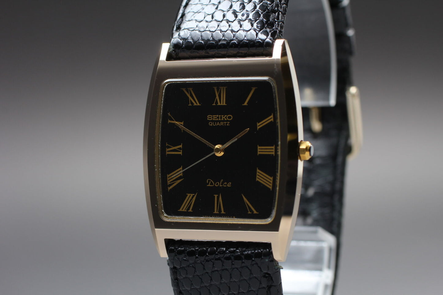 Vintage 1981 [N MINT+3] SEIKO Dolce 6030-5320 Quartz Tank Roman Black Dial JAPAN