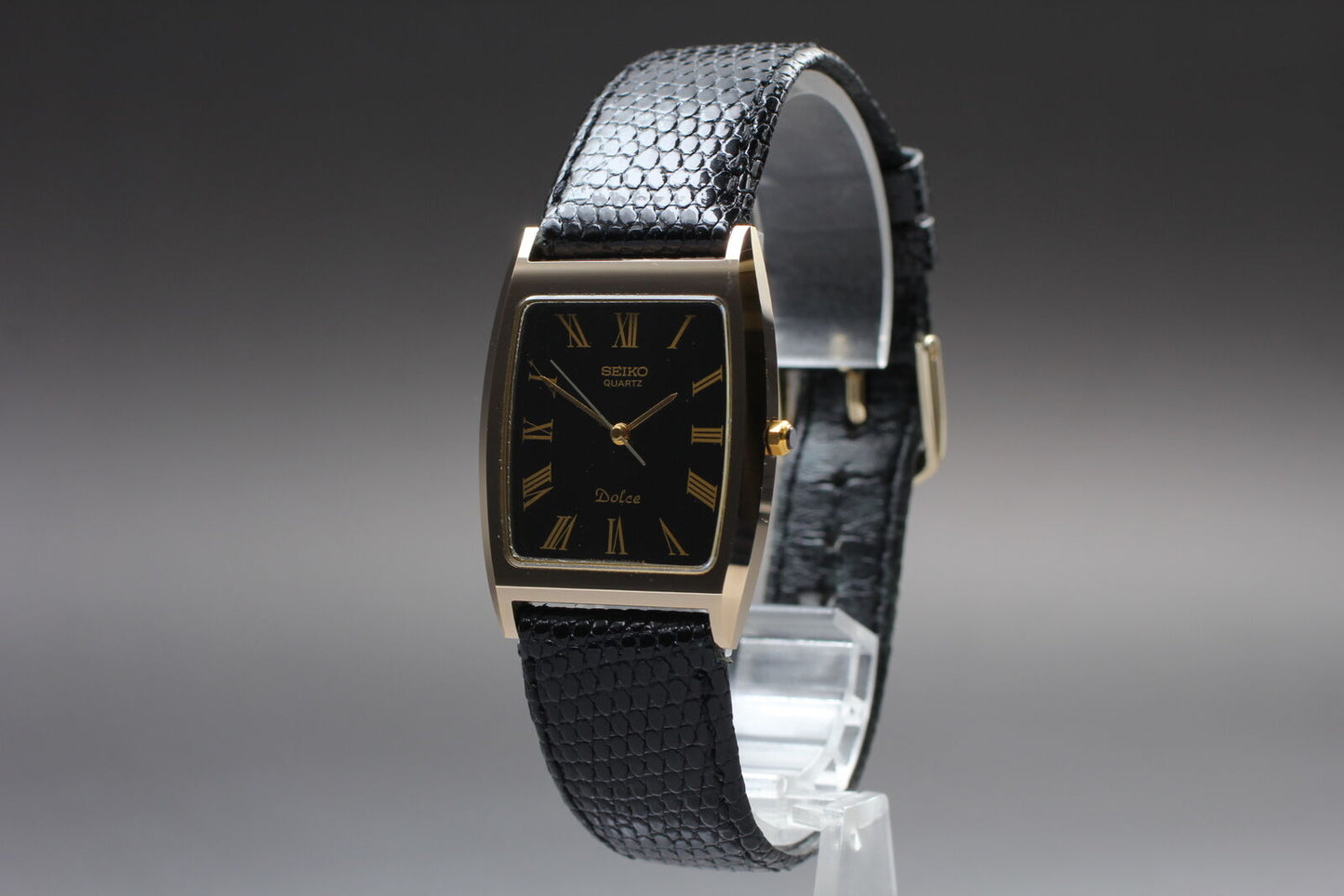 Vintage 1981 [N MINT+3] SEIKO Dolce 6030-5320 Quartz Tank Roman Black Dial JAPAN