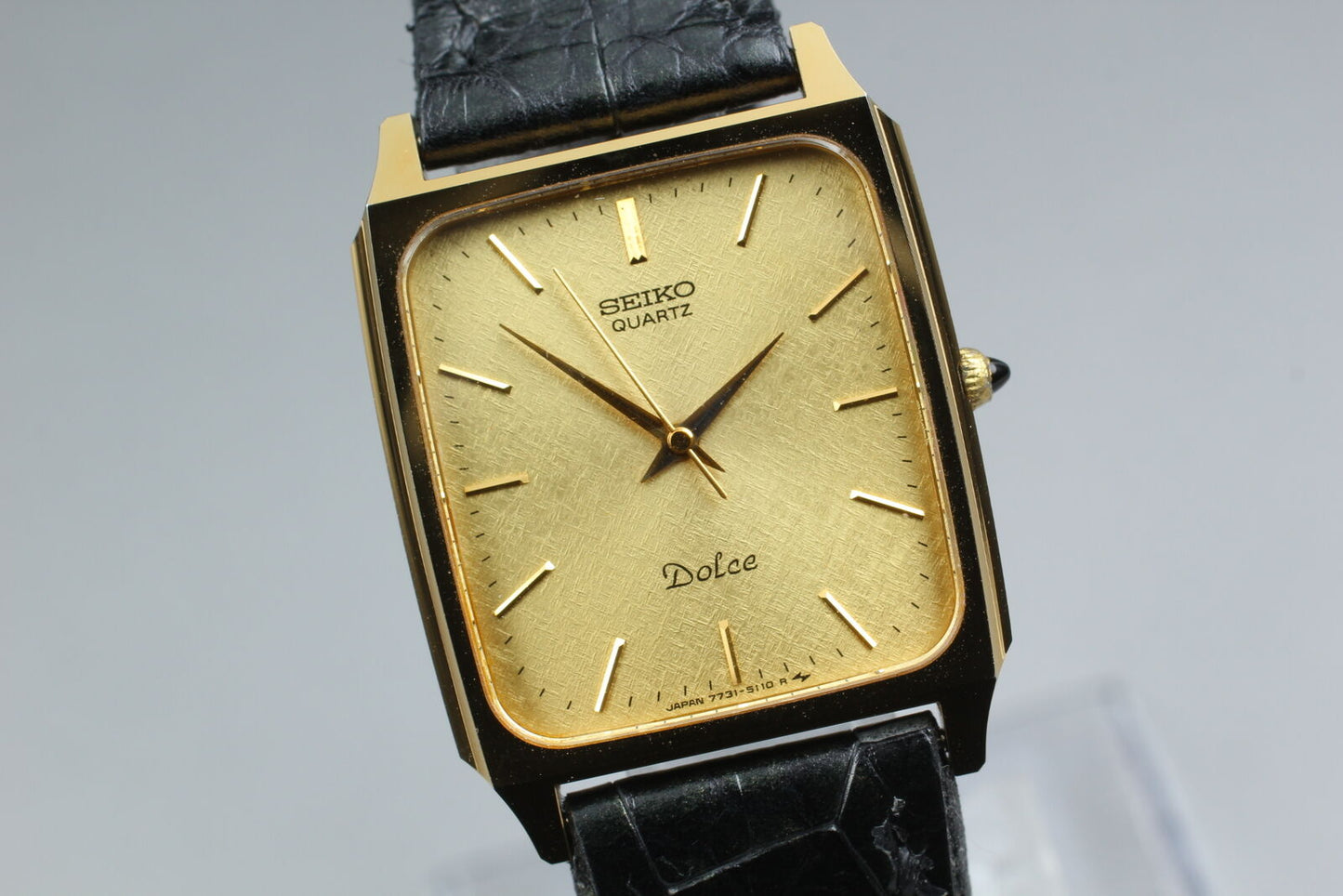 Vintage [Near MINT] Seiko Dolce 7731-5110 Gold Square Men's Quartz Watch JAPAN