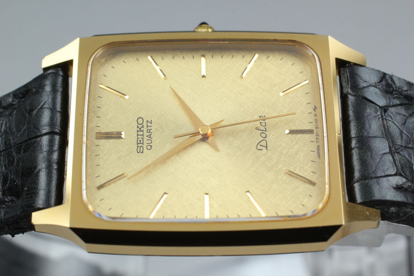 Vintage [Near MINT] Seiko Dolce 7731-5110 Gold Square Men's Quartz Watch JAPAN