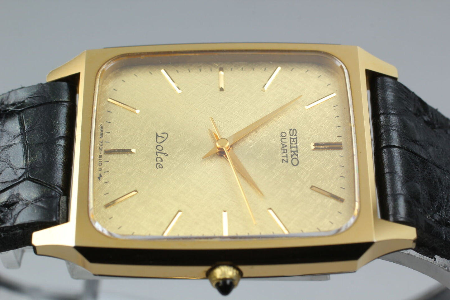 Vintage [Near MINT] Seiko Dolce 7731-5110 Gold Square Men's Quartz Watch JAPAN