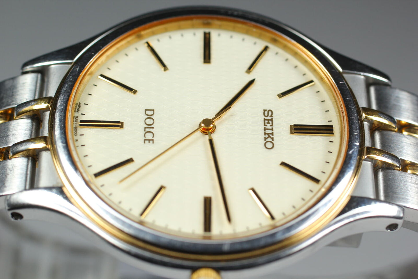 [N MINT] Vintage SEIKO Dolce 8J41-8000 Quartz Gold Mens Vintage Watch From JAPAN