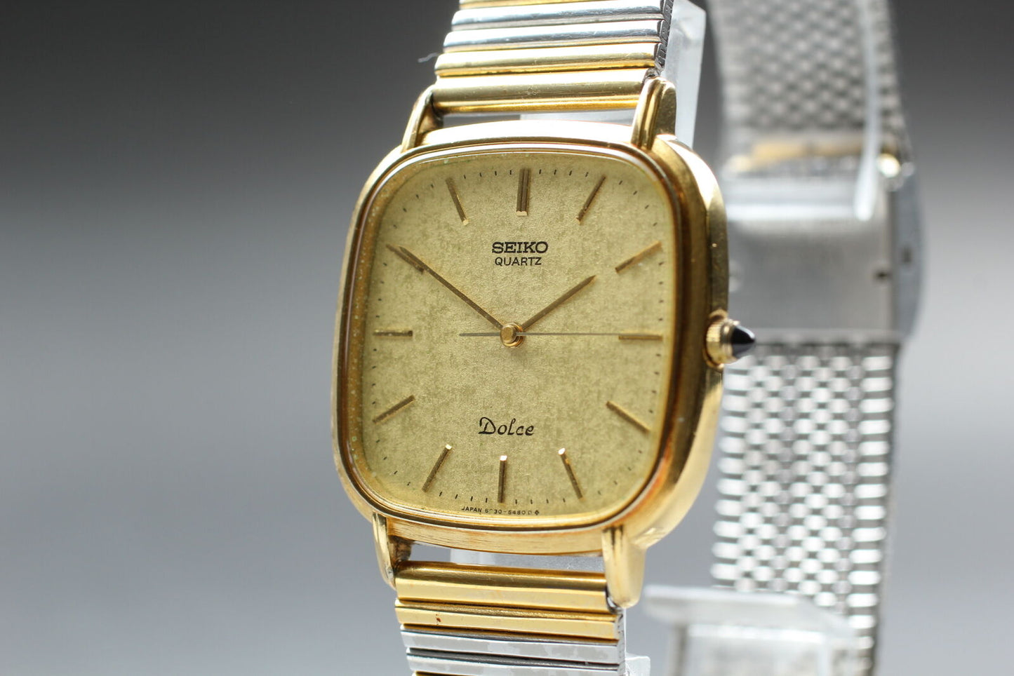 Vintage [Near MINT] SEIKO Dolce 6030-5420 Quartz Gold Dial Mens Watch From JAPAN