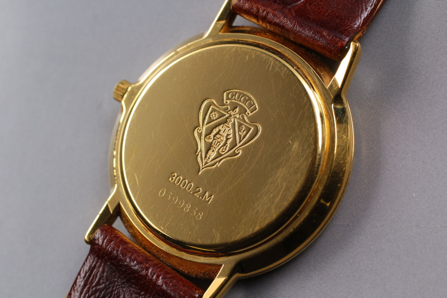 Vintage [Near MINT] GUCCI 3000.2.M GOLD Dial Quartz Men's Watch From JAPAN