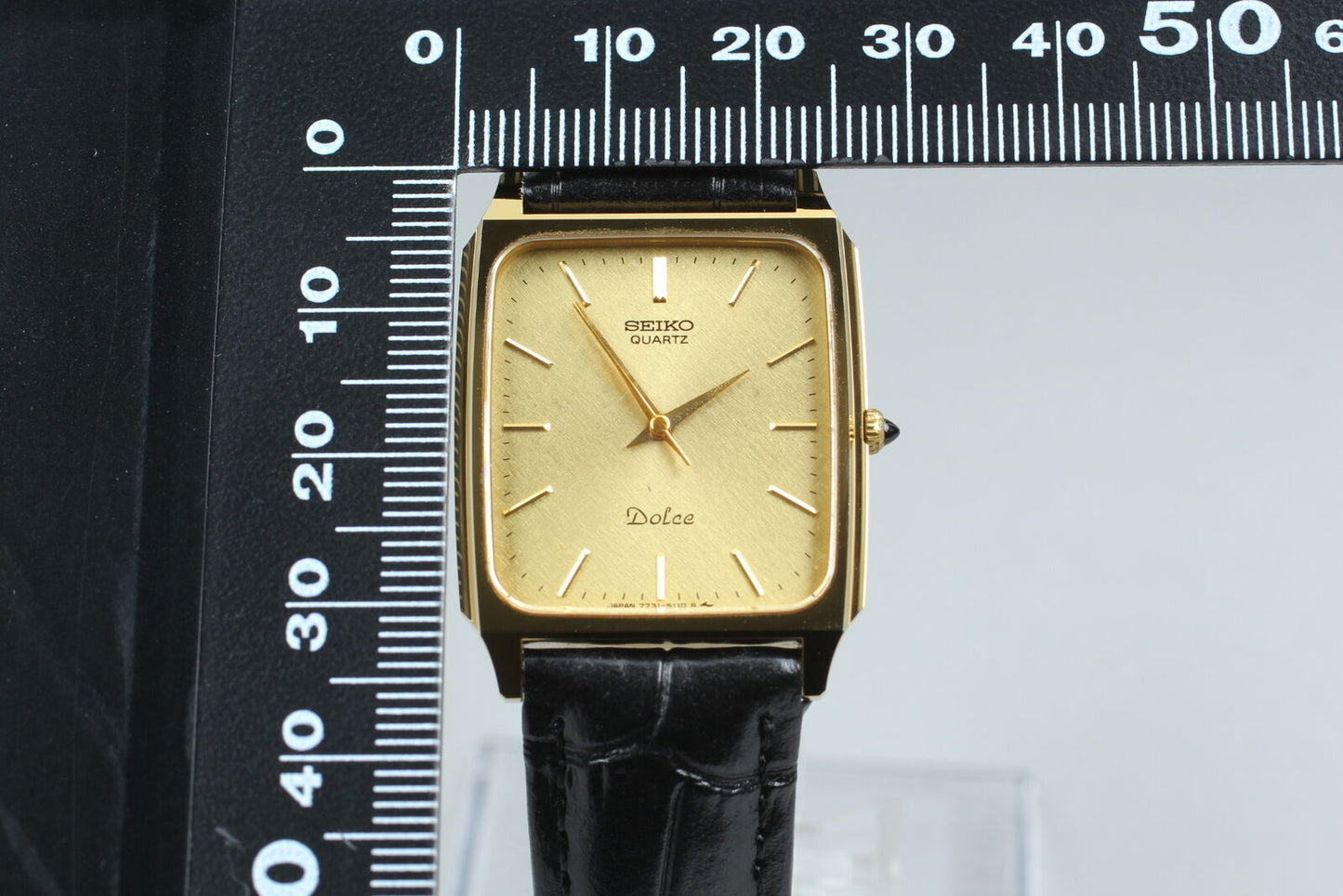 [Near MINT] Vintage Seiko Dolce 7731-5110 Gold Square Men's Quartz Watch JAPAN