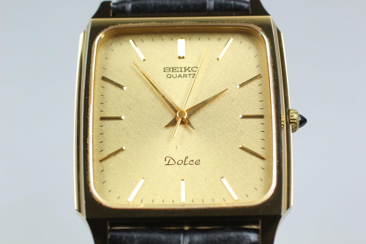 [Near MINT] Vintage Seiko Dolce 7731-5110 Gold Square Men's Quartz Watch JAPAN