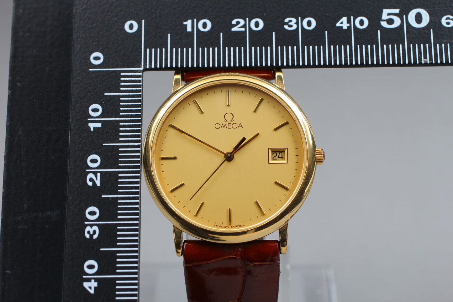 [Near MINT] OMEGA De Ville Cal.143 1960.312.1 Quartz Men's Watch From JAPAN