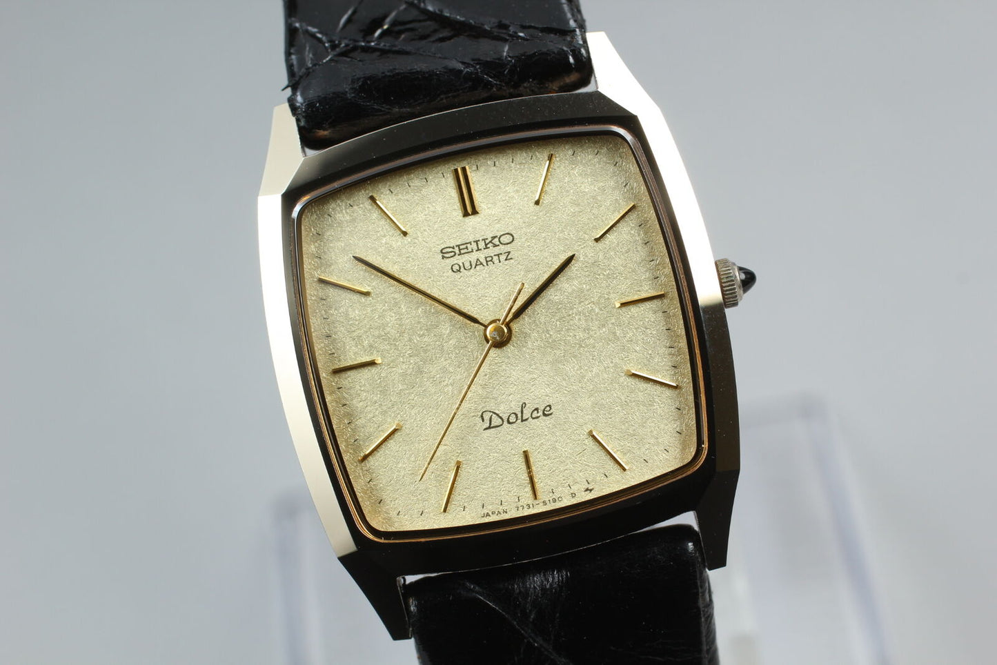 Vintage [Near MINT] SEIKO Dolce 7731-5160 Square Quartz Men's Watch From JAPAN