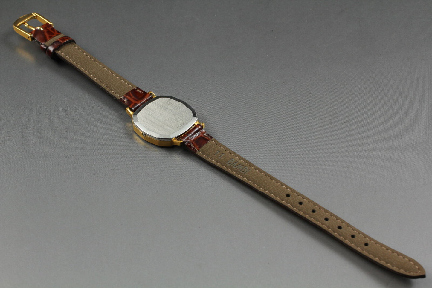 Vintage [Near MINT] OMEGA De Ville 1635 Quartz Gold Women's Watch From JAPAN