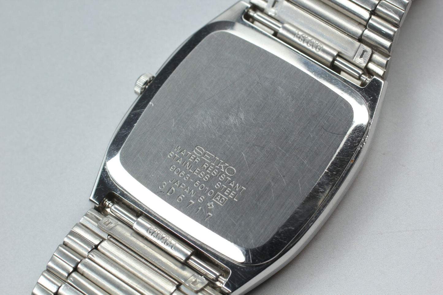 [Near MINT] Seiko Majesta 9533-501B Silver Square Quartz Men's Watch From JAPAN