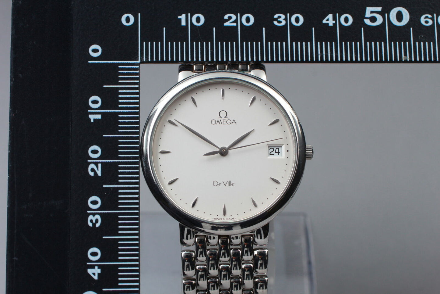 Vintage [Near MINT] OMEGA De Ville Cal.1532 Quartz Men's Watch From JAPAN