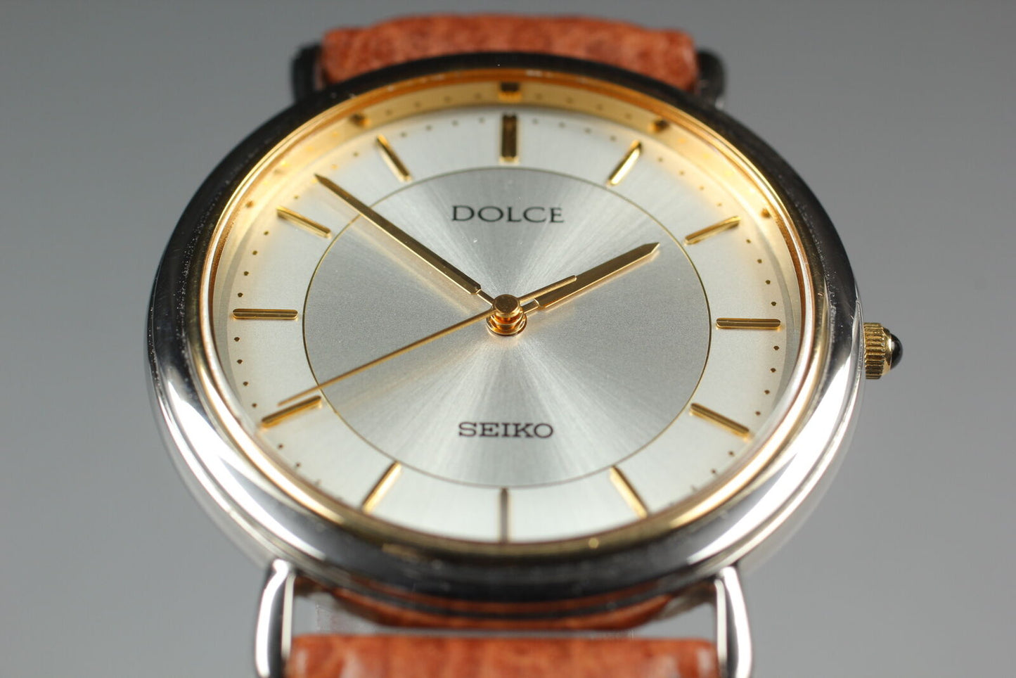 New Batt. [Near MINT] Seiko Dolce 8N41-6070 Round Men's Quartz Watch From JAPAN