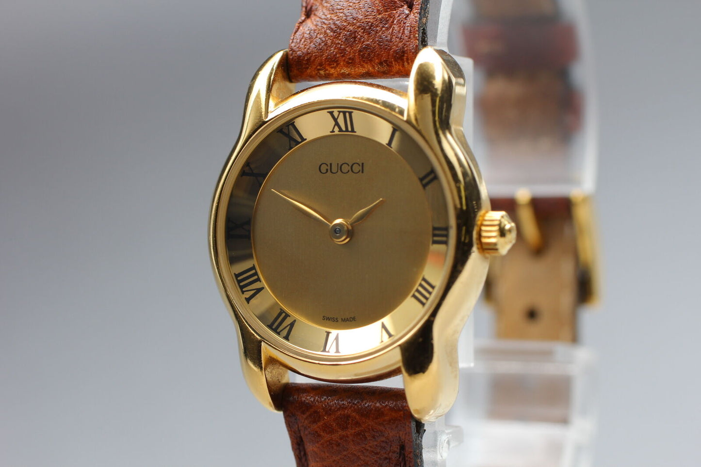 ⏯ [Near MINT] GUCCI 5100L Gold Dial Round Quartz Women's Watch From JAPAN