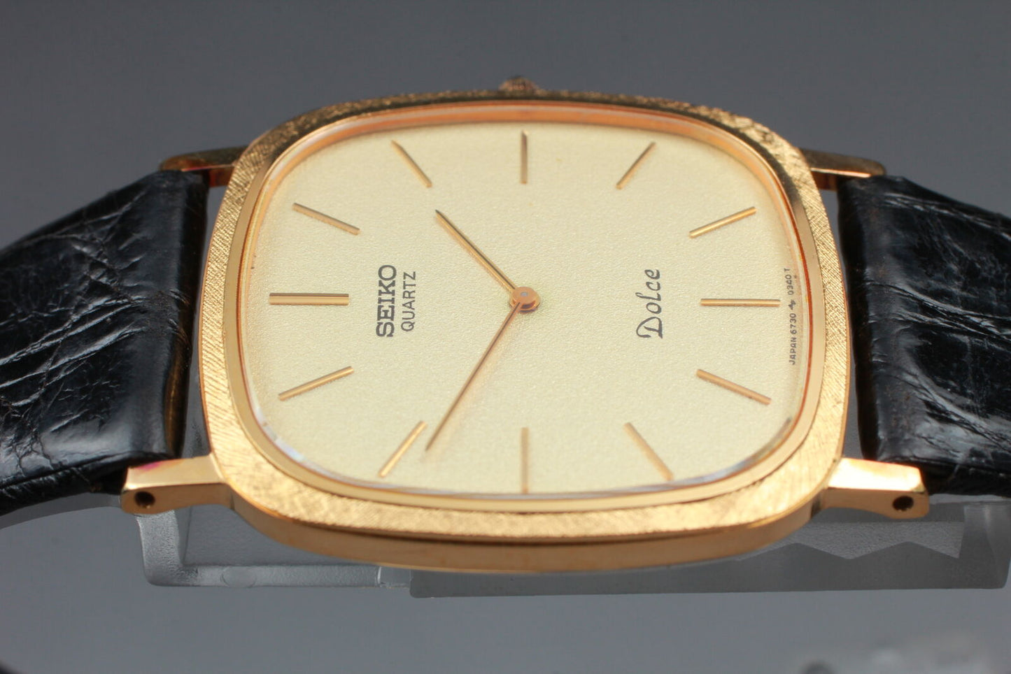 ⏯ Vintage [Near MINT] Seiko Dolce 6730-5170 SGP30 Gold Quartz Men's Watch JAPAN