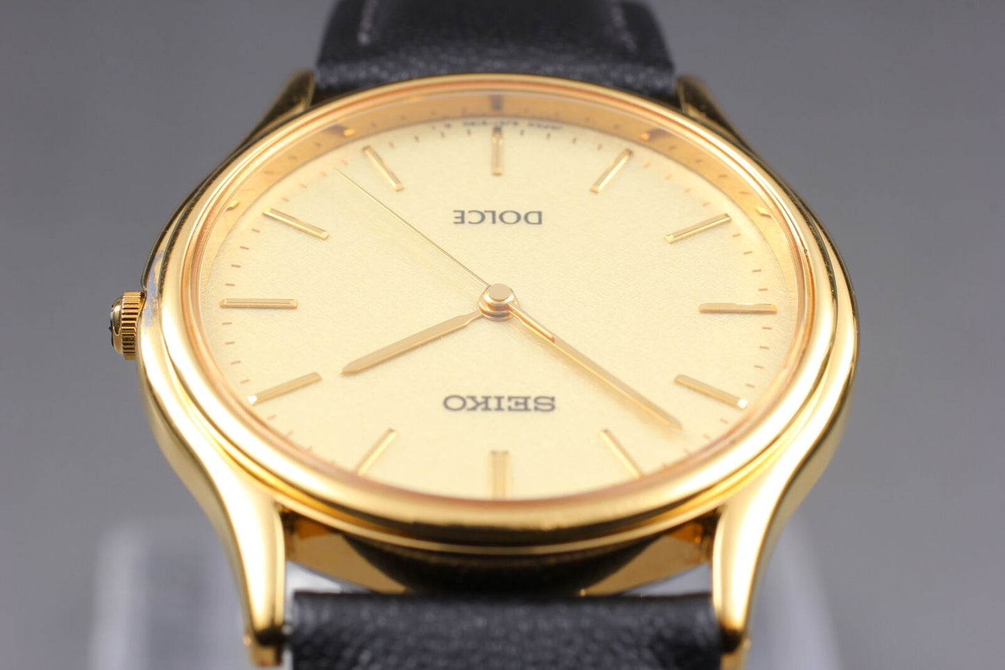 ⏯ Vintage [Near MINT] Seiko Dolce 8J41-6100 Gold Quartz Men's Watch From JAPAN