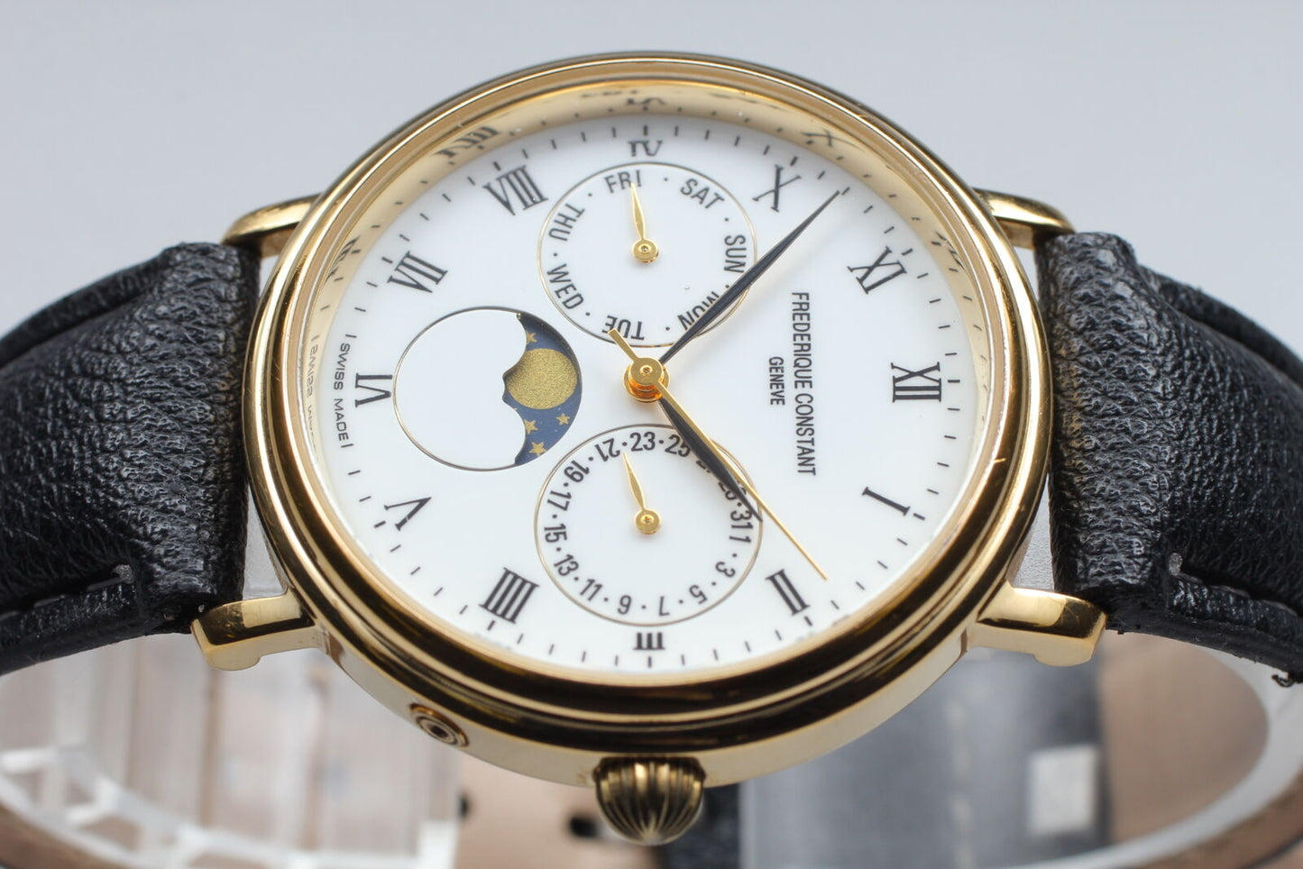 [Near MINT] FREDERIQUE CONSTANT Moon Phase White Dial Quartz Men's Watch JAPAN