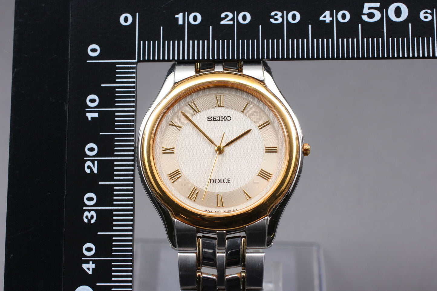 ⏯ Vintage [Near MINT] Seiko Dolce 8J41-6030 Quatrz Men's Watch From JAPAN