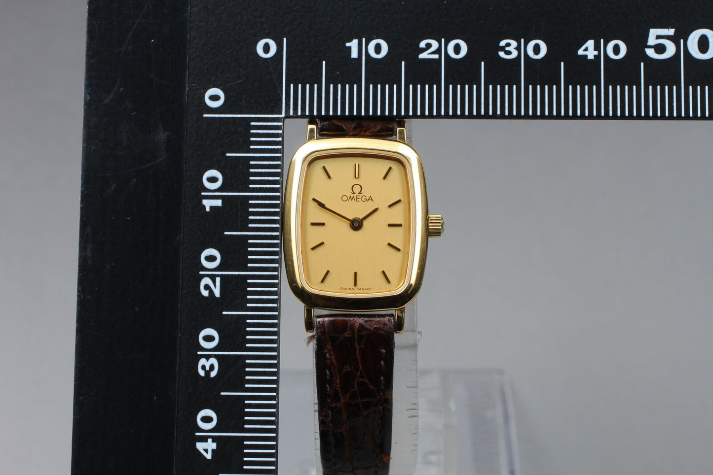 Vintage [Near MINT] Omega De Ville 1458 Ref.595.0099 Quartz Women's Watch JAPAN