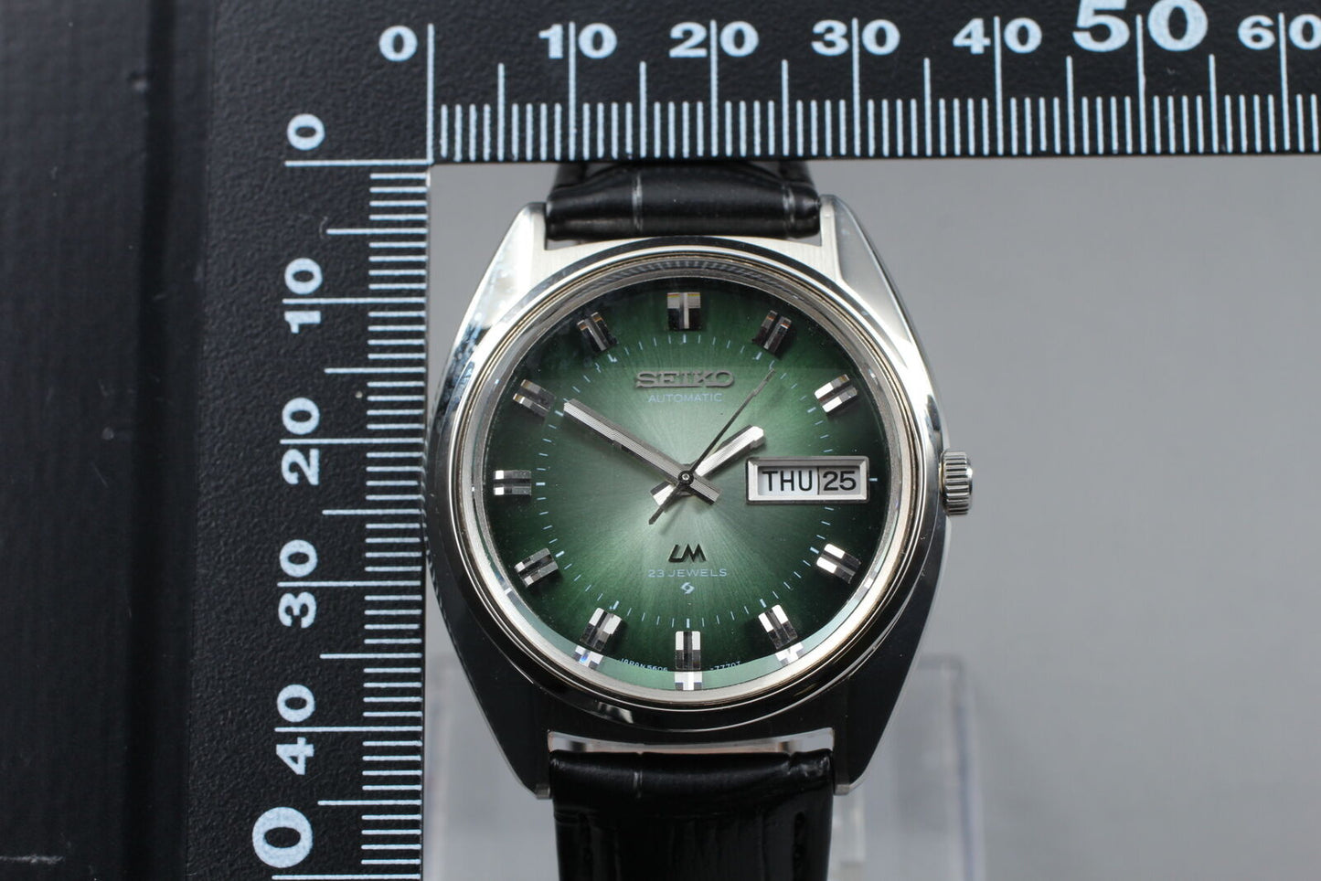 ⏯ New glass [N MINT] Seiko LORD MATIC 5606-7231 AT Green 6-Sided Cut Glass JAPAN