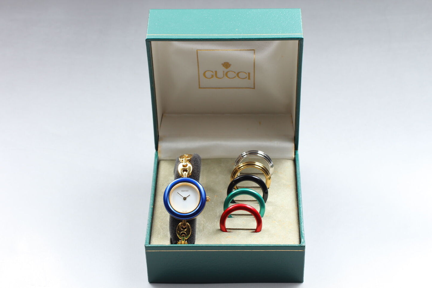 ⏯ [Near MINT in Box] GUCCI 11/12.2 Change Bezel 6 Color Women's Qz Watch JAPAN